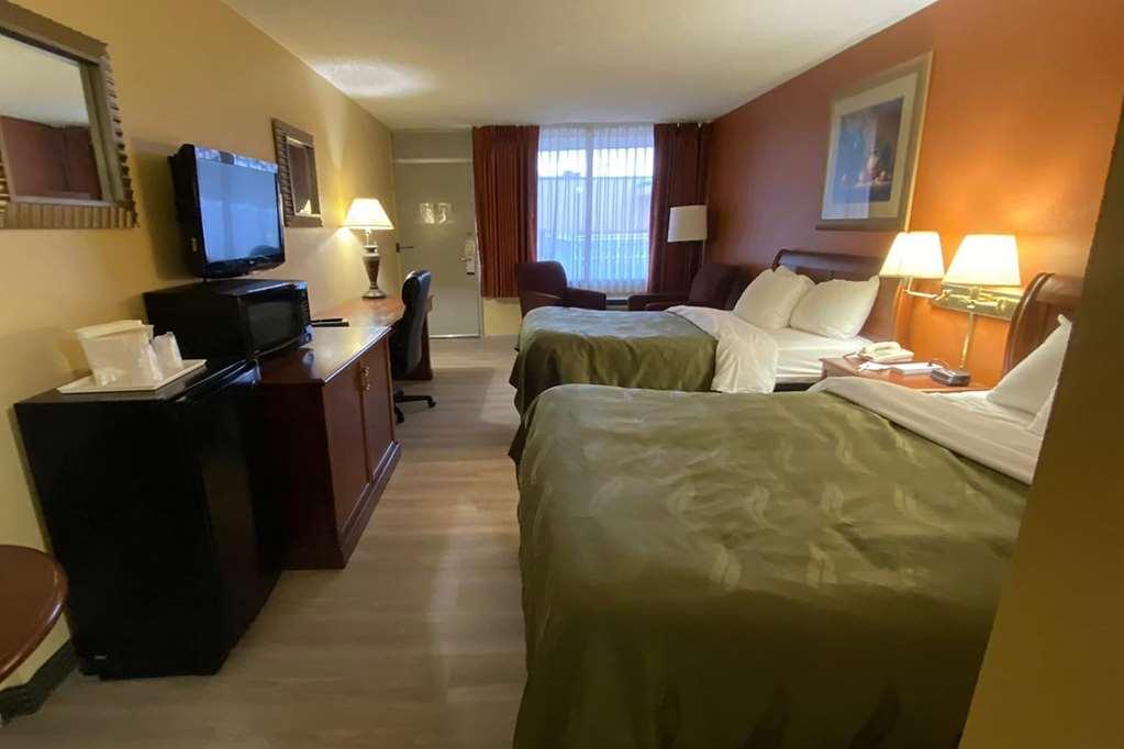 Ramada By Wyndham Rome - Verona Ruang foto
